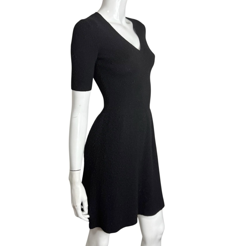 Theory Black Cashmere Mixed Rib V-Neck Flare Short Sleeve Midi Sweater Dress - Picture 6 of 9
